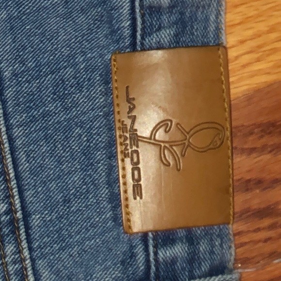 Jane Doe Jeans - Picture 3 of 3
